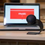 ThronMax® Fireball Mike microphone with a base, easy to use, supports use on Windows, Linux, Mac and PS4 + free U