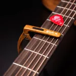 Kazuki KC12 Capo คาโป้ 3in1 คาโป้กีตาร์ & ที่งัดหมุดกีต้าร์ & ที่เก็บปิ๊ก แบบหนีบ วัสดุโลหะ แบบลายไม้