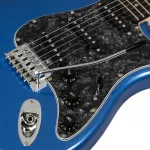 Century CE-A38 กีตาร์ไฟฟ้า ทรง Strat 22 เฟร็ต ไม้เบสวู้ด ปิ๊กอัพซิงเกิ้ลคอยล์ + แถมฟรีคันโยก & กระเป๋า & จูนเนอร์ & ชุดท