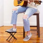 On Stage® FS7850B Foot Rest Guitar Stool ที่วางเท้า ที่วางเท้ากีตาร์ ที่วางเท้าเล่นกีตาร์ ทำจากโลหะ อย่างดี ปรับความสูงได้ 5 ระดับ 5 - 10 นิ้ว
