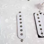 Rasvone SPG200 ปิ๊กการ์ดกีตาร์ไฟฟ้า ลายมุก ทรง Strat ปิ๊กอัพ HSS เดินสายวงจรพร้อมติดตั้ง  Strat Pickguard with Wiring / Pickup Pattern  HSS