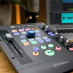 Presonus® IOSTATION 24C 2x2 USB Audio International can be used as a Controller. The 24-bit/192KHz sound system. Can be switches + free A