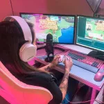 Blue Microphones® YETI BLACKOUT USB condenser Mike adjustable Can connect to monitor headphones + free USB cable