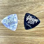 GIBSON 0.46 mm pic. Very good quality triangle. Pick Gibson 0.46 mm