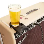 Fender® Amperstand Guitar Cradle, who plays a guitar guitar, has a picker. Or can place a glass of water There is a channel across the guitar cable. TPE rubber material is non -slip.