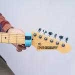 Guitto GGF-01 Fret Wrap Capo คาโป้ แบบสายรัด อย่างดี มีที่หนีบปิ๊กในตัว  String Dampener with Pick Holder + แถมฟรีปิ๊ก