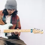 Guitto GGF-01 Fret Wrap Capo คาโป้ แบบสายรัด อย่างดี มีที่หนีบปิ๊กในตัว  String Dampener with Pick Holder + แถมฟรีปิ๊ก