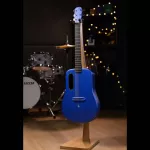 Lava Me 3 36 "with Space Bag. 36 inch electric guitar. Travel Guitar has a touch screen. Connect the app via Bluetooth + free Space Bag & Lava + App & US charging cable