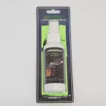Guitar cleaner, musical instrument with fabric and knob