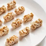 ถั่วตัด ขนมใช้ไหว้เจ้า ขนมไหว้ตรุษจีน สารทจีน ขนมขบเคี้ยว ขนมธัญพืช ขนมเพื่อสุขภาพ 140กรัม 花生酥