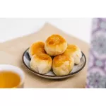 กล่องชิโนฯดีบุก ขนมเต้าส้อไส้หวานไข่เค็ม l 150g พรทิพย์ภูเก็ต