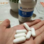 PEA PEA PALMITOYLELTHANOLAMIDE 600 mg Per Serving 30 Veggie Capsules Lake Avenue Nutrition®