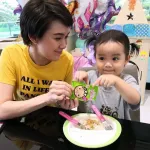 Little Munchy Little Matchy Powder, Chicken Rice, Chirasu fish for children 12 months or more. Happy munchy.