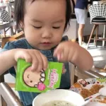 Little Munchy Little Matchy Powder, Chicken Rice, Chirasu fish for children 12 months or more. Happy munchy.