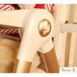 Apramo รุ่น Flippa White Gold Limited Eidition เก้าอี้ทานข้าวเด็กแบบพกพา