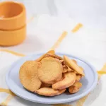 WeL-B Freeze-Dried Apricot 30 g. Aprica, elongated, Valeba, 30 grams-Snacks for children Free healthy desserts, no oil, do not use heat, easily digested, with benefits