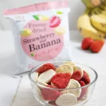 WEL-B Freeze-Dried Strawberry+Banana 22g. Crispy strawberry and crispy bananas 22 grams. Free healthy desserts