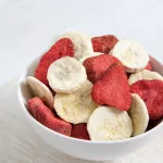 WEL-B Freeze-Dried Strawberry+Banana 22g. Crispy strawberry and crispy bananas 22 grams. Free healthy desserts