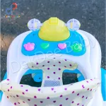 The little duck walking car has a Lion music.