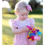 Plagro Clopette Activity Rattleของเล่น ตุ๊กตายางกัด น่ารักสดใสที่ช่วยให้ลูกน้อยสนุกไปกับการเรียนรู้เรื่องสี