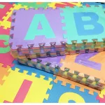 Ecommies, colorful crawling pads, A-Z pattern, size 30*30*0.8cm 26 sheets
