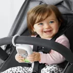 Skip Hop Explore & More  Selfie Phone ของเล่นโทรศัพท์ เด็กๆ สนุกเรียนรู้ กับการเซฟฟี่! ด้วยผิวกระจกบนโทรศัพท์