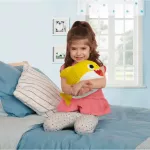Baby Shark Sing and Snuggle Sound ตุ๊กตา