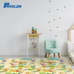 Parklon, a premium grade Korean crawling sheet, foldable model, easy to carry, size 140x200, thickness 1.0cm