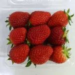 250 grams of Korean strawberries, delivery only in Bangkok And perimeter only