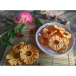 Crispy pineapples are made from pineapples, sweet, sour, sour, fresh, crispy, through modern processes. Delicious, useful, size 500 grams