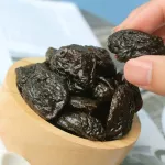 500 grams of dried prunes, ready to eat dried fruit, food, fruit and dried fruit