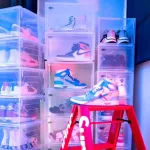 Clip Pac Sneaker Pac, 6 boxes, SIDE view, strong side, stacked in 2 colors.