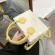 Popular Bag Women Mmernew Trendy Ladies One-Oulder Mesger Bag Texture Wern-Style Portable Sml Square Bag