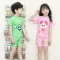 Shuai Zaiwei, a short -sleeved girl, two -piece cartoon swimsuit, comfortable to wear with water.
