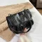 Enge Oulder Bag Women Pu Leather Chains Armpit Bag New Crossbody Bag B Solid Cr Mesger Bag Flap Handbags